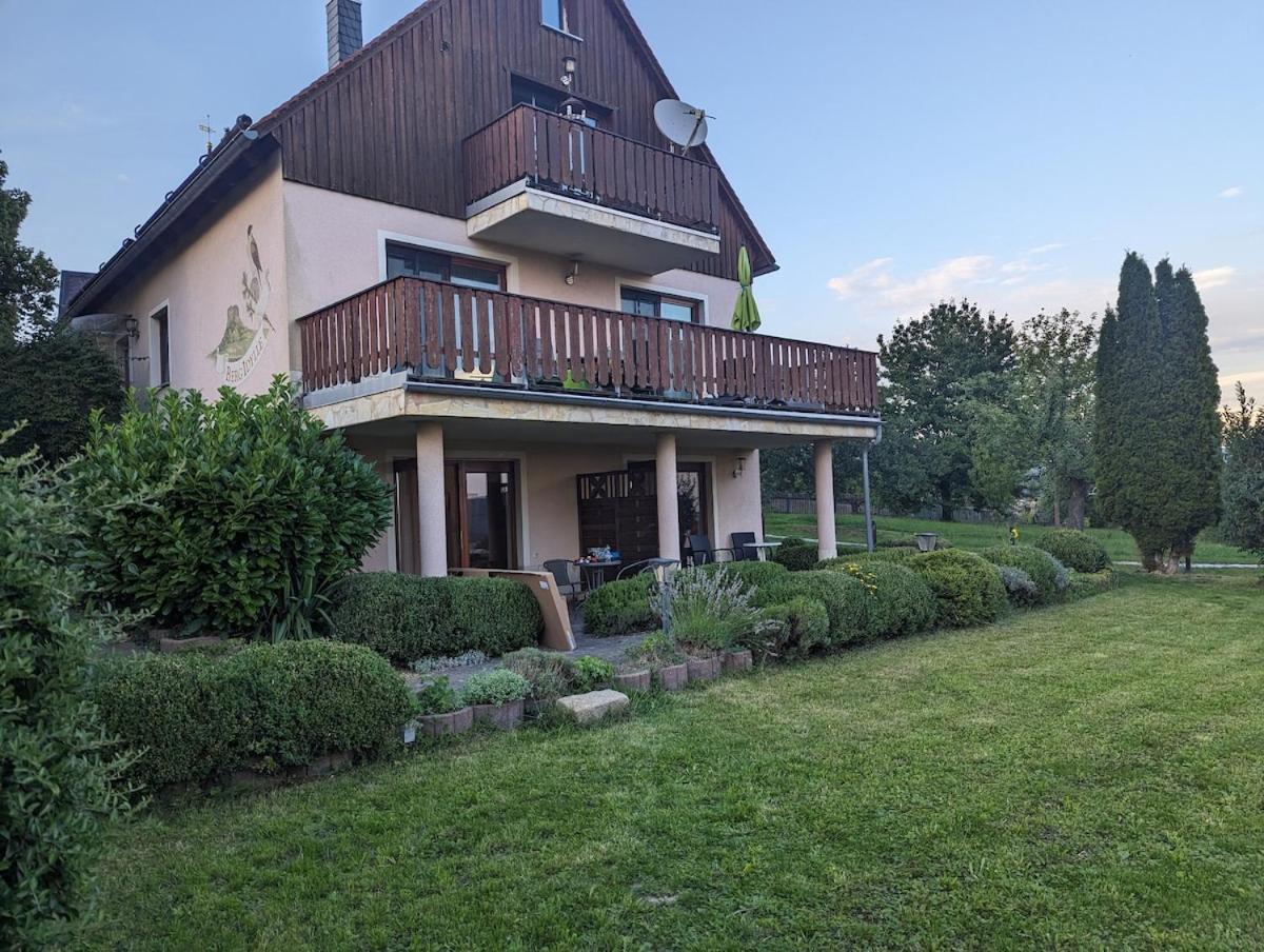 S2 - Urlaubsmagie - Am Wanderweg Mit Terrasse Διαμέρισμα Sebnitz Εξωτερικό φωτογραφία